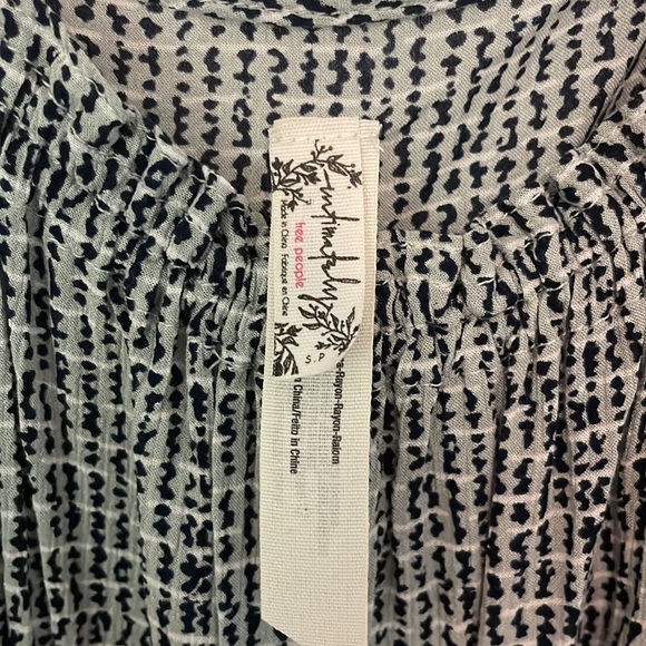 Free People Green and Navy Flowy Split Hem Tank - Picture 4 of 4